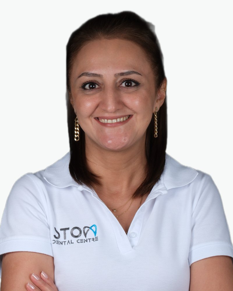 Gönül – Координатор по работе с пациентами, Stom Dental Centre
