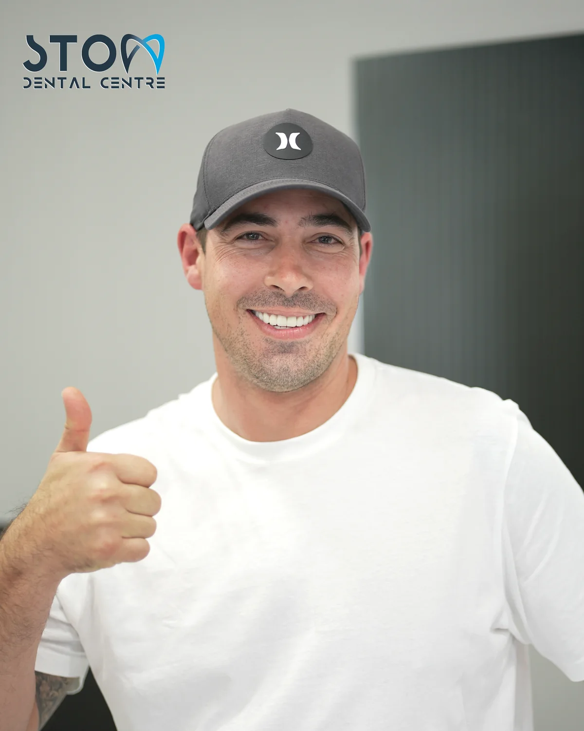 Patient giving thumbs up at Stom Dental Centre Antalya